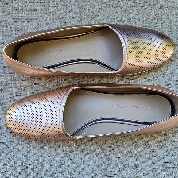 H by Halston Women "Leah" Rose Gold Perforated Leather Slip-On Loafers, Size 9.5 - Picture 9 of 15
